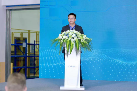 爱游戏(ayx)体育官方网站-ayx.com科技有限公司创始人兼董事长、埃诺威副董事长康永